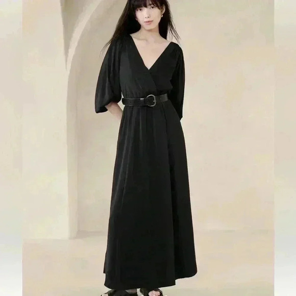 Banana Republic BLOUSON MAXI DRESS - Picture 1 of 4